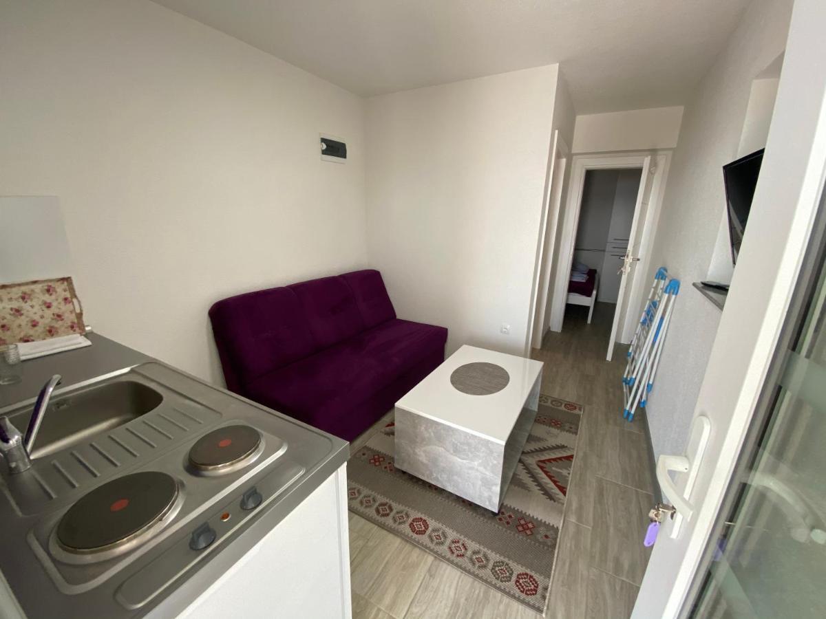 Apartmani Anita Starigrad Paklenica Εξωτερικό φωτογραφία