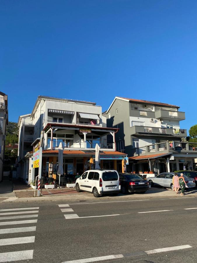 Apartmani Anita Starigrad Paklenica Εξωτερικό φωτογραφία